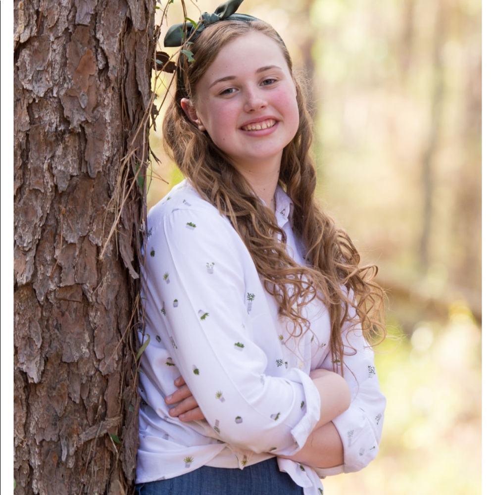 Meet your Posher, Olivia